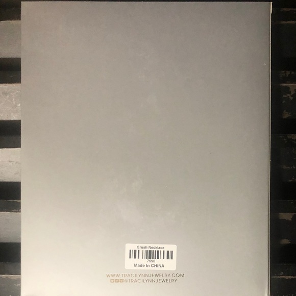 TRACI LYNN Crystal Drop Chain Link Crush Necklace - Picture 6 of 6